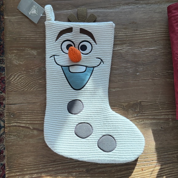 Disney Parks Christmas Stocking Olaf Frozen Snowman White Crochet Knit nwt - Picture 1 of 3